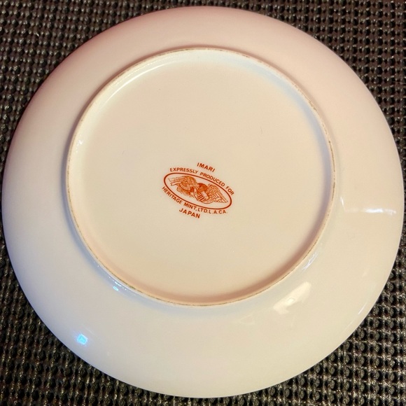 1970s Imari Japan Porcelain Small Decorative Desert Plate Gold Trim - Picture 3 of 4